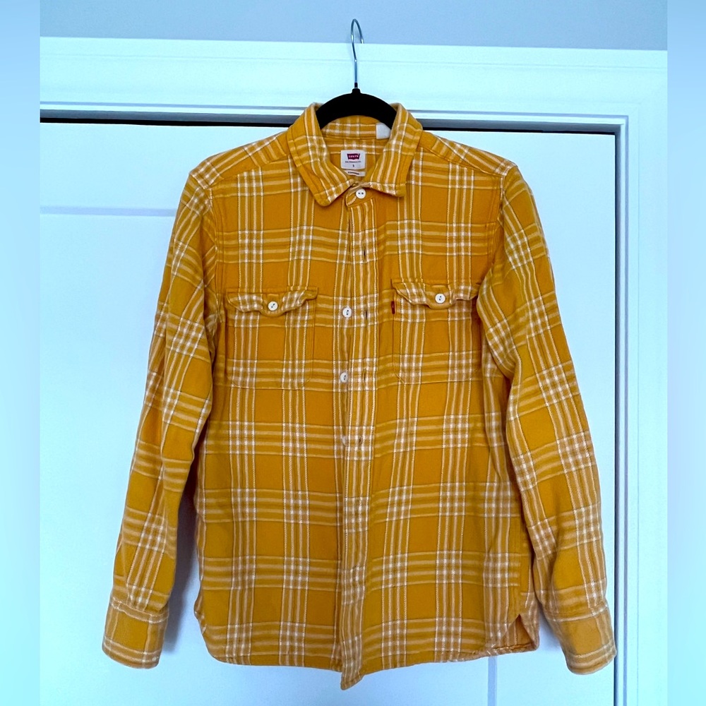 Levi’s Men’s flannel shirt